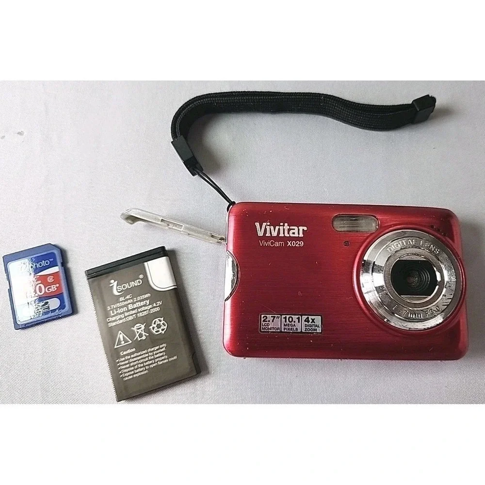 VIVITAR ViviCam X029 10.1MP Digital Camera - Red 4.0GB Sim Needs New Battery